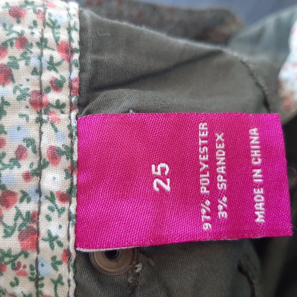 Plus size skirt - Picture 2 of 4